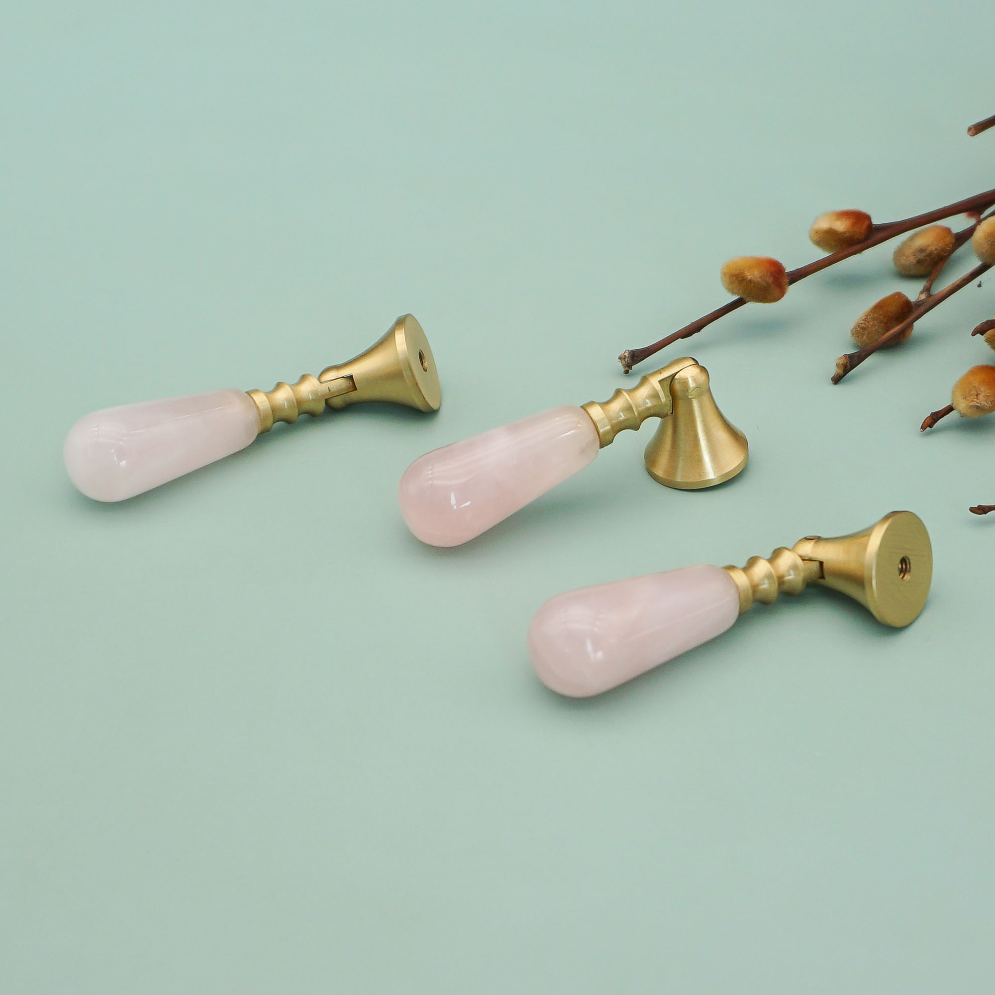Boutons et poignées de porte e - Furniture Hardware Drop Pulls avis et prix