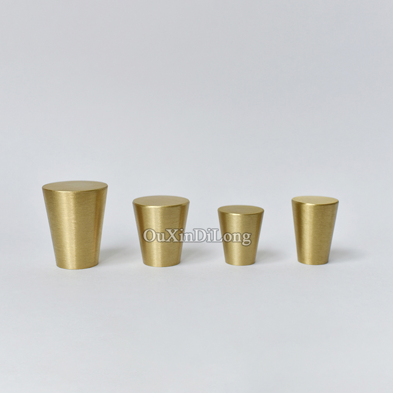 Lot de 10 poignées de meuble e - Brand Hardware Furniture avis et prix