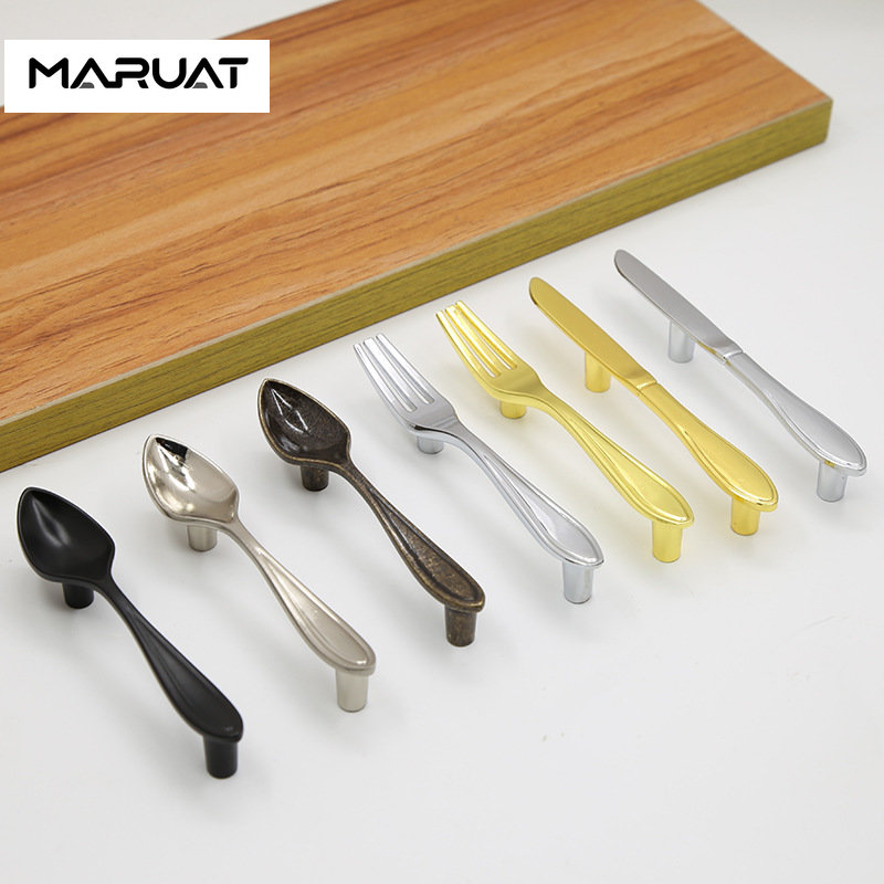 Poignées de meuble de cuisine  - Unique Furniture Hardware avis et prix